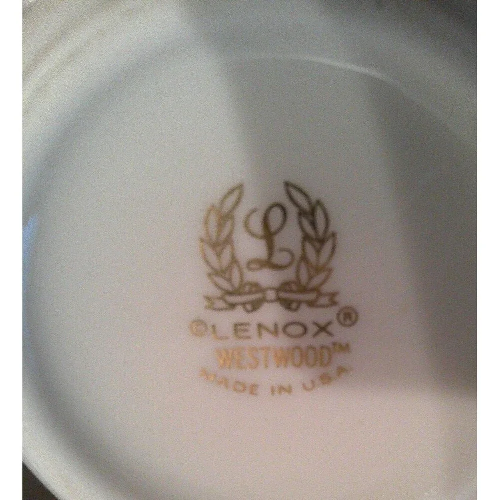 Lenox Westwood  China Pattern ( Retired 1991 ) Creamer  floral pattern gold Trim